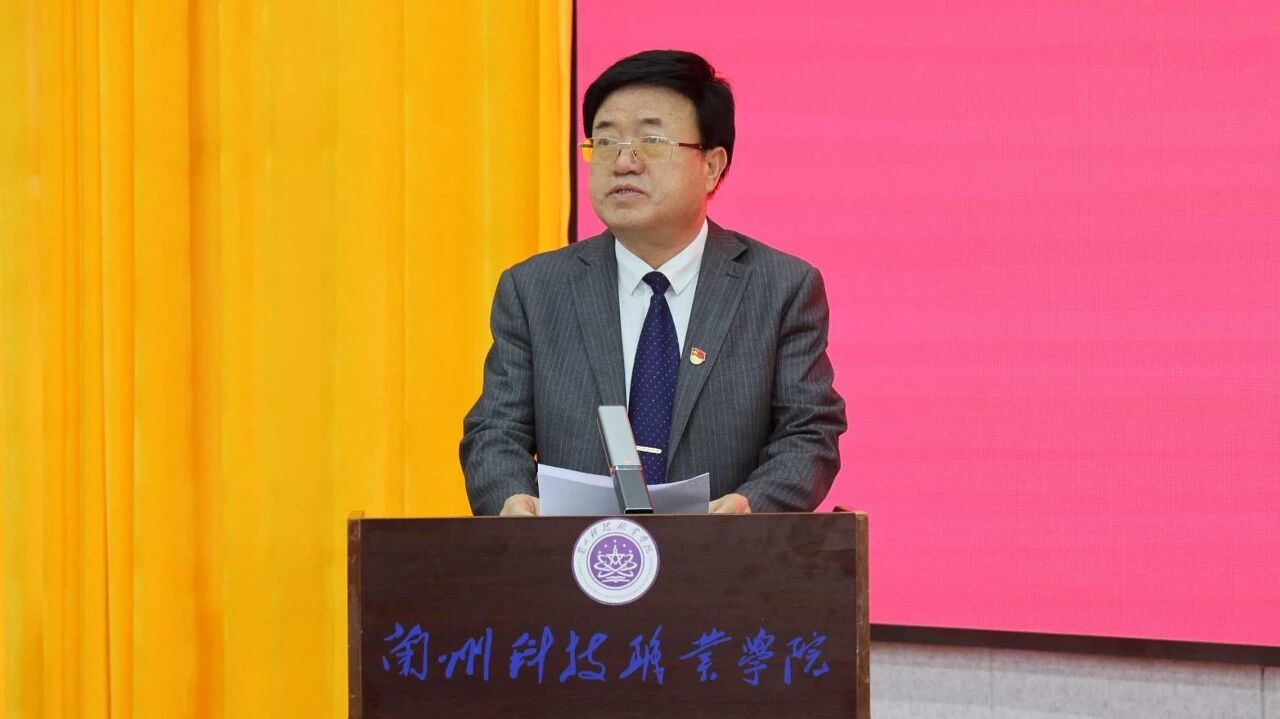1782882388948716.jpg 授予把多祥等113名世界杯官方端网站